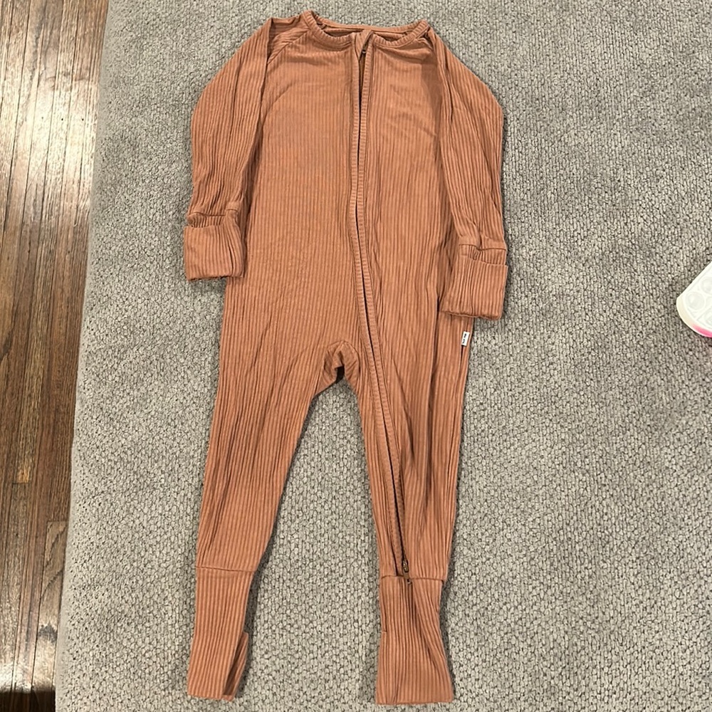 6-12 caramel ribbed little sleepies zippy